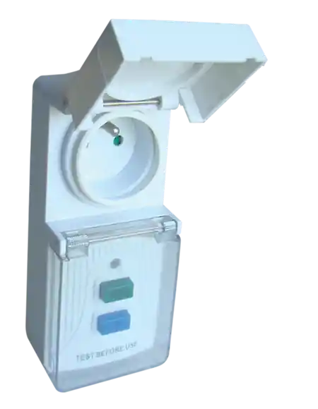 Bezpečná Platba FI-DOS TRACON TFGA-4F chránič do zásuvky 230V/16A/30mA_6KA (PRCD) IP44