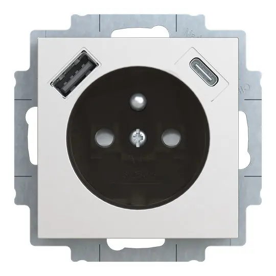 Zásuvka ABB LEVIT M s clonkami, USB-A/C titanová/kouřová černá 5569H-A32357 70 Bezpečná Platba