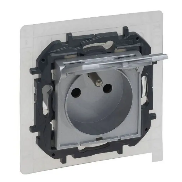 Nejlepší Cena NILOE S.ZÁSUVKA 2P+T IP44 HL. LEGRAND 863336B