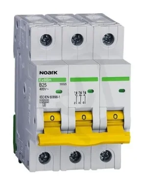 Instalační jistič NOARK 100318 EX9BH 10 kA, char. B, 4 A, 3pól Cenová Bomba
